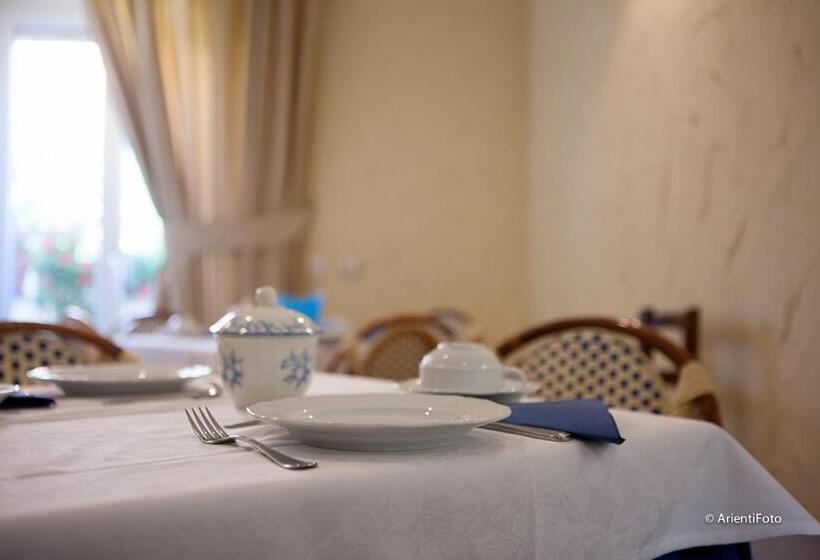 בית מלון כפרי Albergo Del Lago