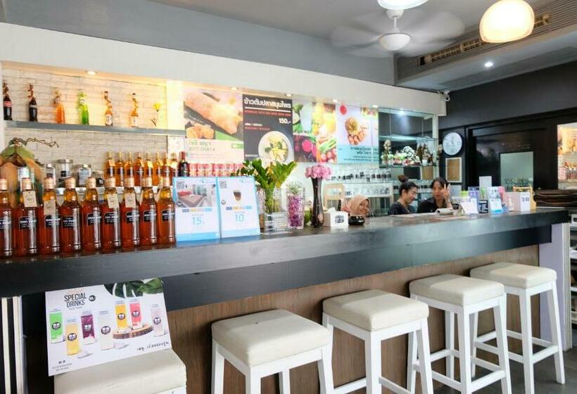 酒店 Baanpoon Apartment