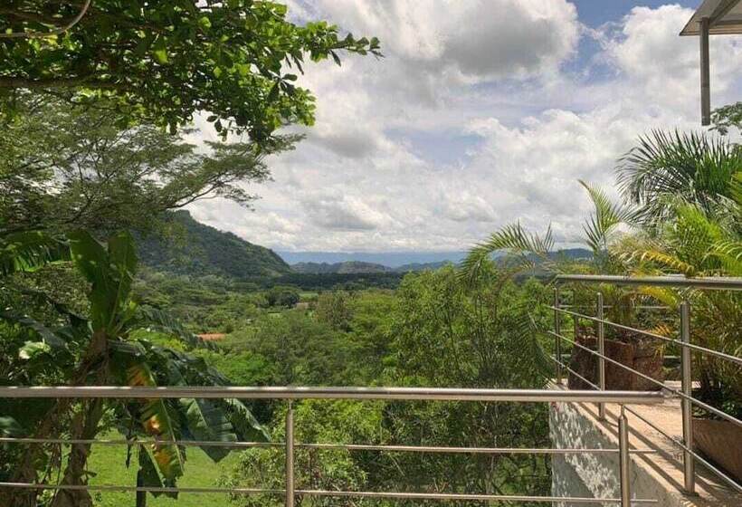 هتل Campestre Cerro Dorado