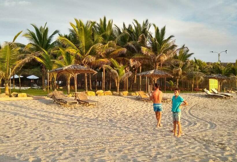 هتل Entre Palmeras