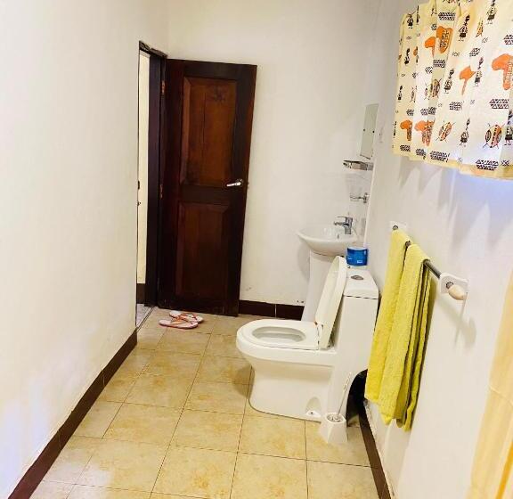 فندق Fig Tree Lodge Camp