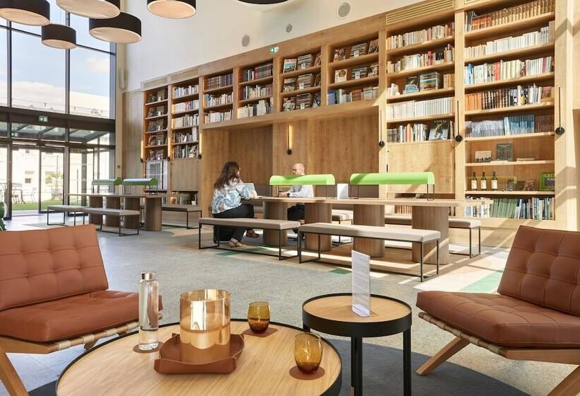 فندق Ibis Styles La Rochesuryon