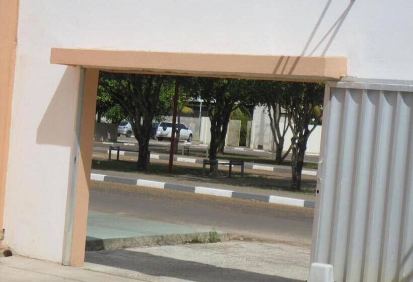 בית מלון כפרי Mecejana