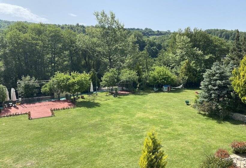 هتل Sarikonaklar Garden Village