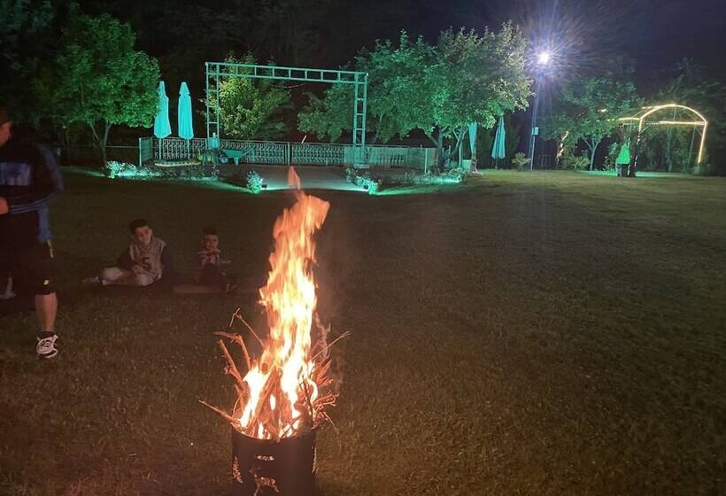 هتل Sarikonaklar Garden Village