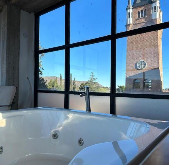 هتل Tower Adults Only