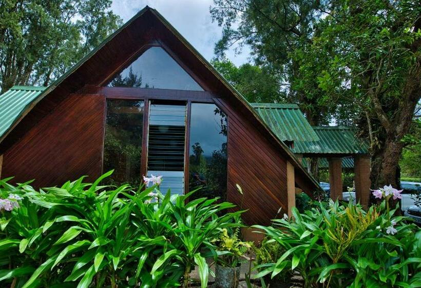 فندق Villa Zurqui