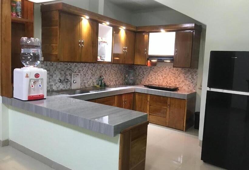 Omahkoe Homes
