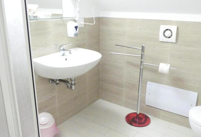 بنسيون Affittacamere Buon Riposo