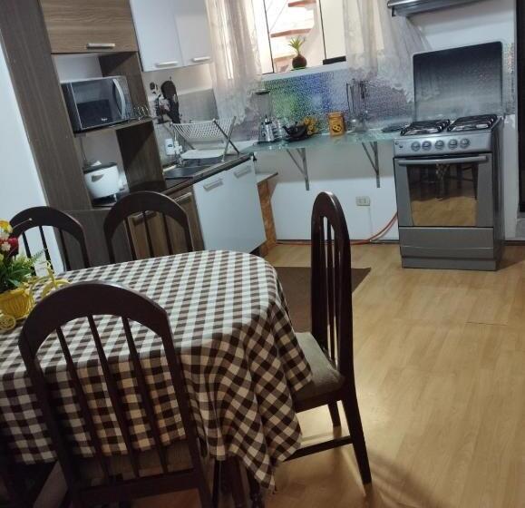 پانسیون Apart & Hostal Manualé