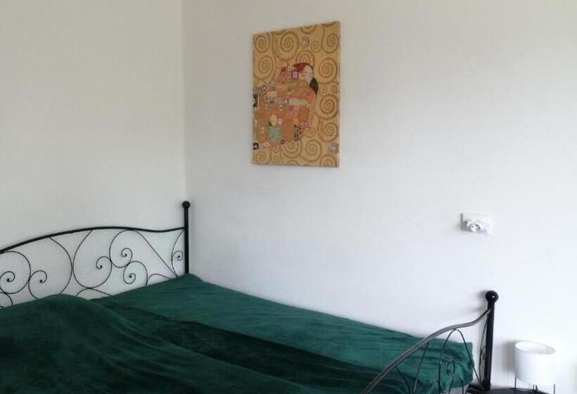 Пансион Ari Villa Révfülöp