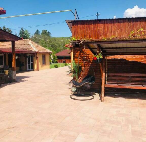 بنسيون Casa Alexia