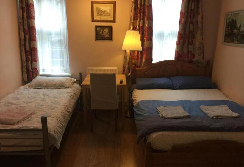 פנסיון Central Greenwich Guest Rooms