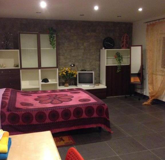 بنسيون Colle La Guardia