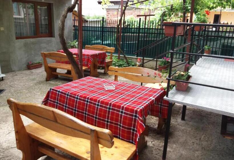 膳宿费 Guest House Astra