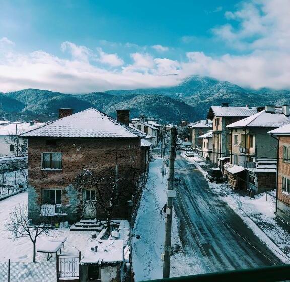 Пансион Guest House Garbevi