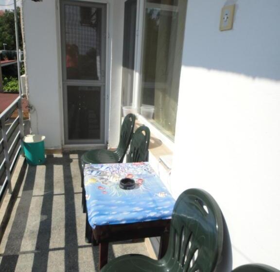 פנסיון Guest Rooms Kotvаta