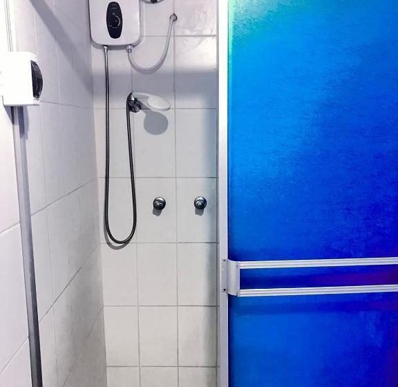 پانسیون Hostal El Rancho