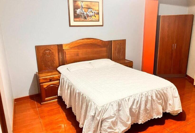 پانسیون Hostal El Rancho