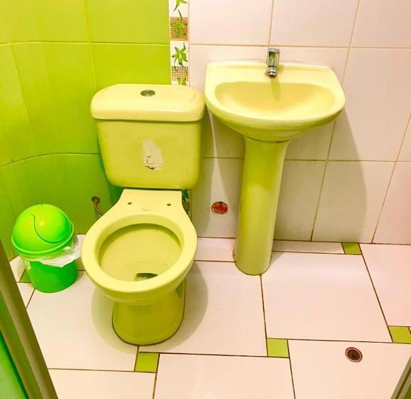 پانسیون Hostal El Rancho