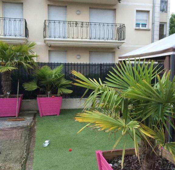 Пансион L Eden B&b