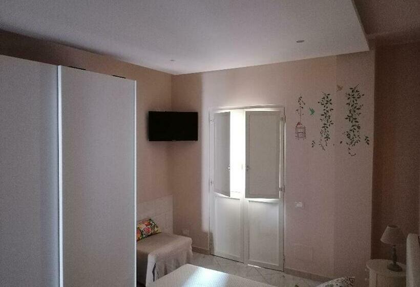 ペンション La Casetta Di Tiziana