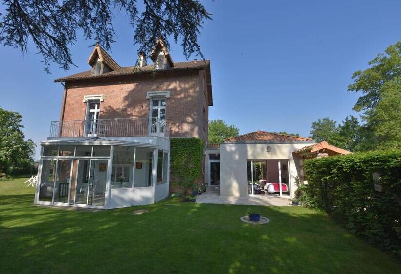 پانسیون La Chambre Colbert