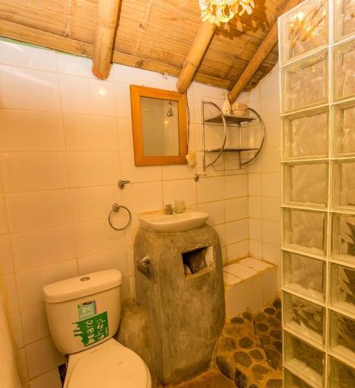 Пансион La Maison Eco House & Yoga