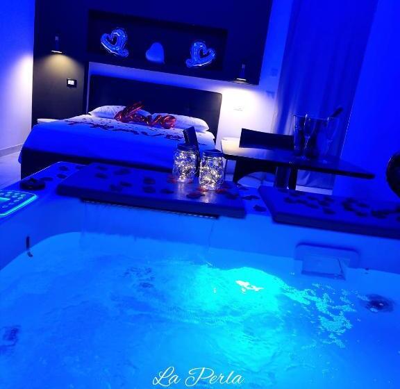 ペンション La Perla Luxury Room