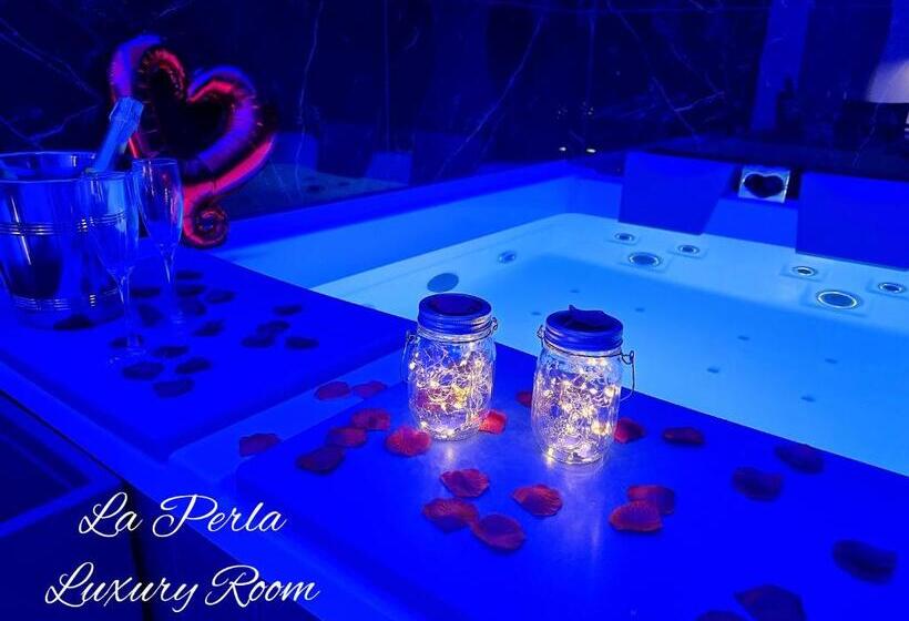 ペンション La Perla Luxury Room