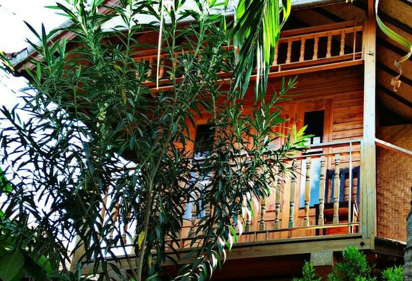 פנסיון Lebih Guesthouse Pemuteran