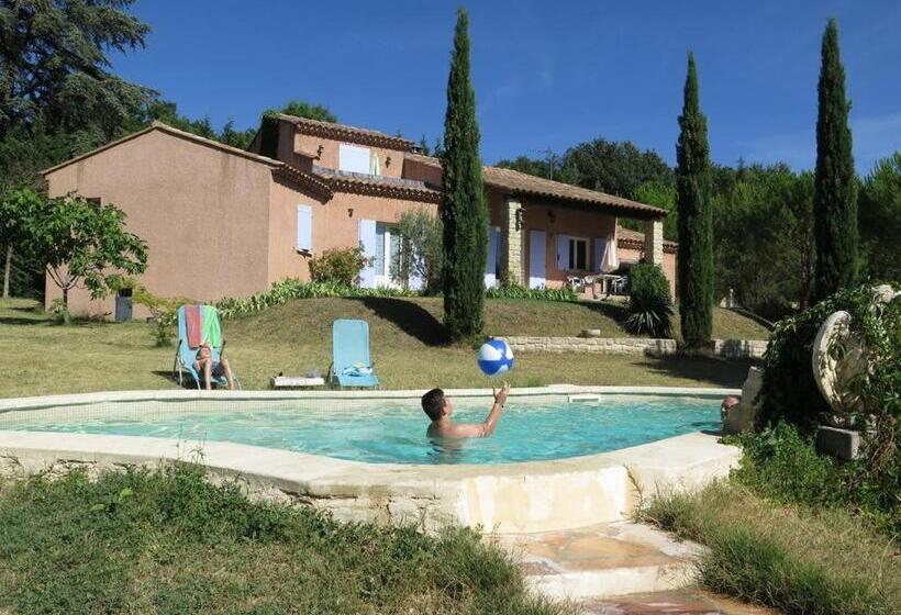 פנסיון Paradise House