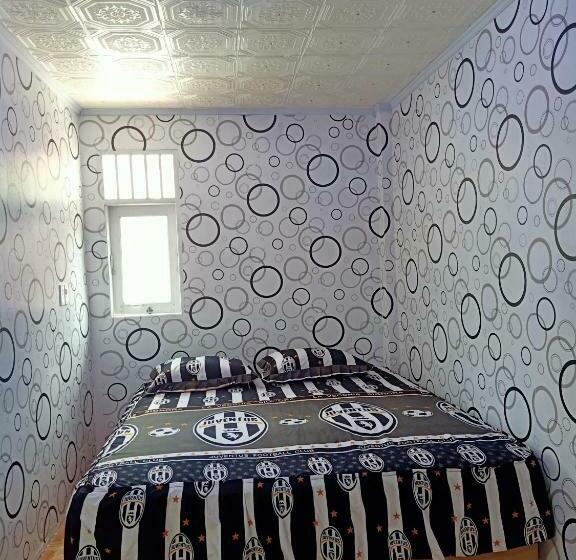 پانسیون Ustin Nagoya Bukit Lawang Orangutan Trekking & Transport Only Book With Us