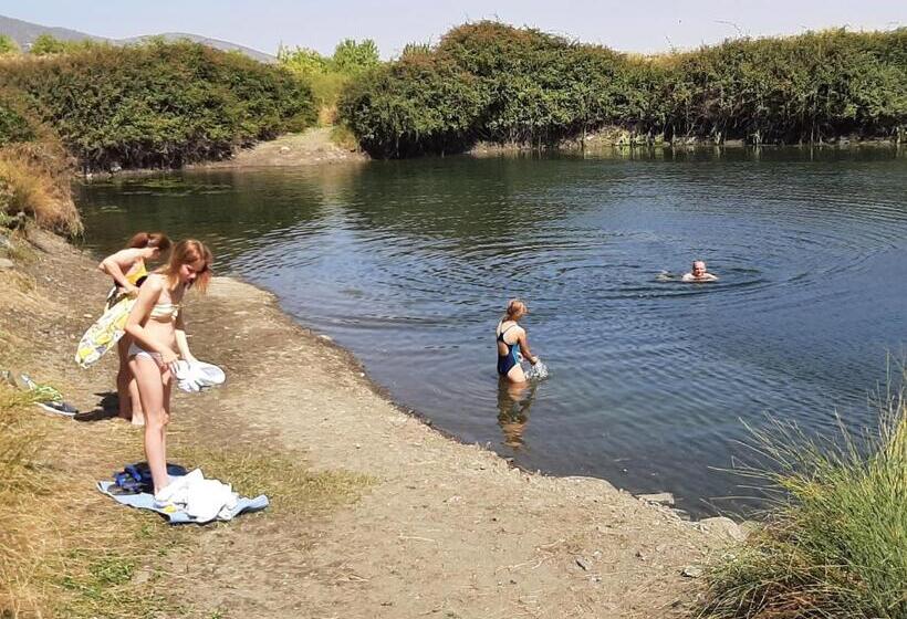 بنسيون Vakantieboerderij La Balsa