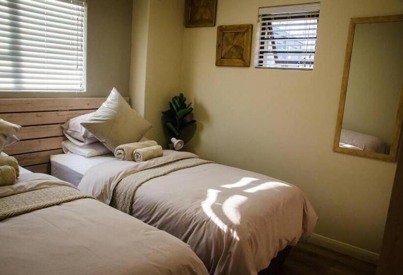 Serene Luxury Retreat In Cullinan