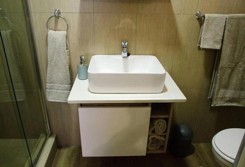 Serene Luxury Retreat In Cullinan