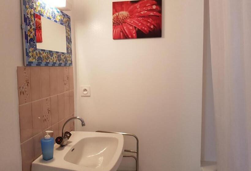 Acacias Hôtel Motel