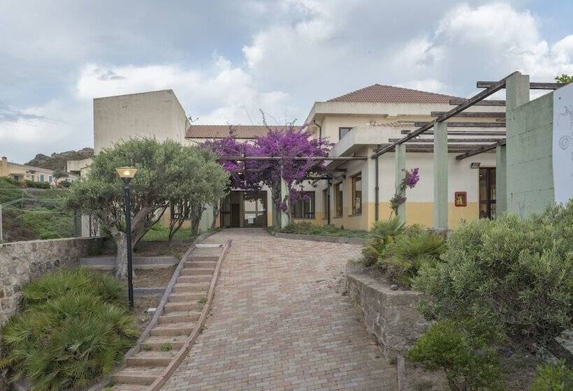 הוסטל Argentiera Inn