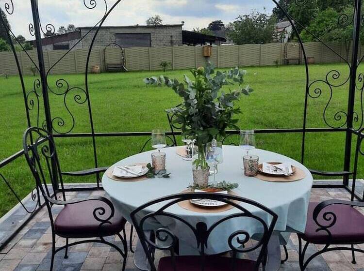 B&b Casa Roman & Vakantiewoning Voor 1 Pers Tot Max 32 Personen