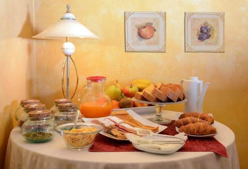 مبيت وإفطار Albergo Dimora Storica Antica Hostelleria