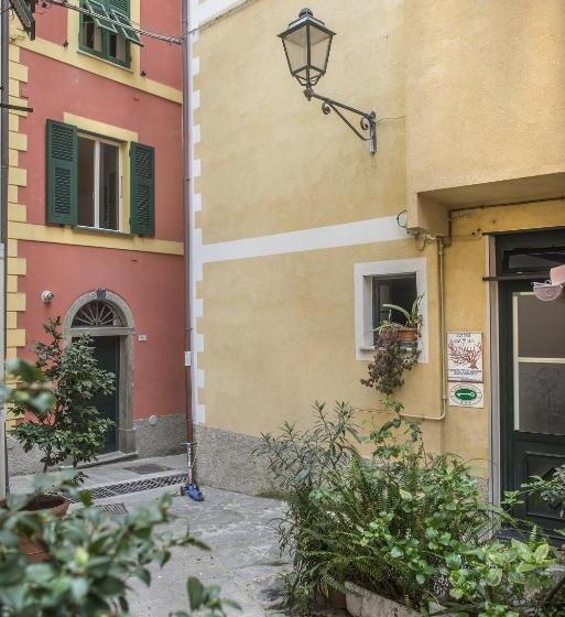 تختخواب و صبحانه I Coralli Rooms & Apartments