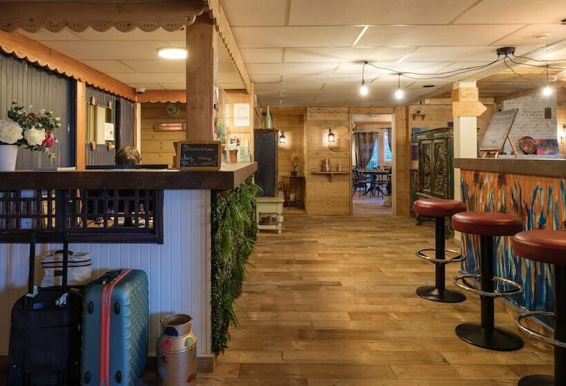 Cit Hotel Le Montreal