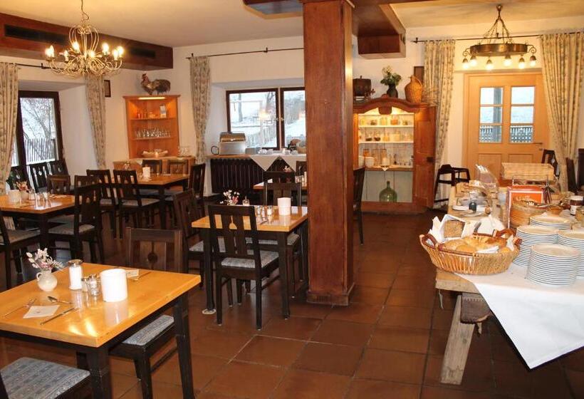 Gasthof Hotel Zur Post Samerberg