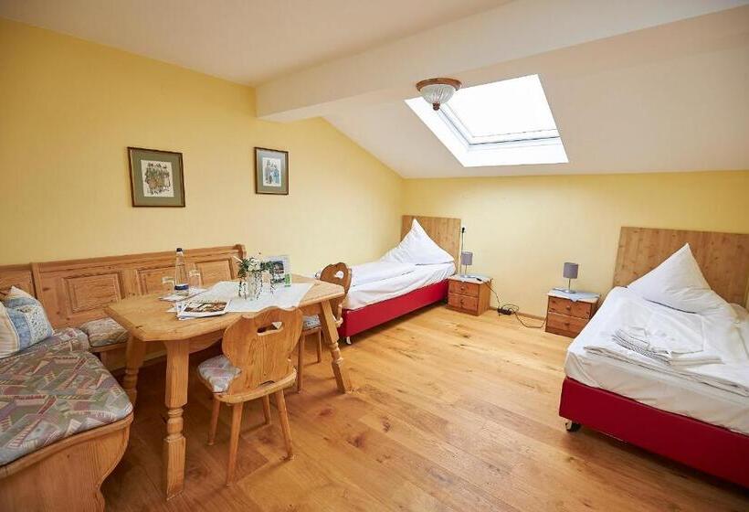 Gasthof Hotel Zur Post Samerberg