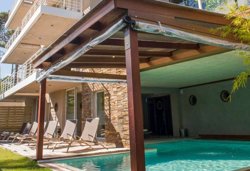 2122 Hotel Art Design