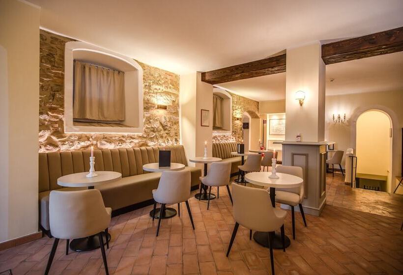 בית מלון כפרי Abbazia Collemedio Resort & Spa