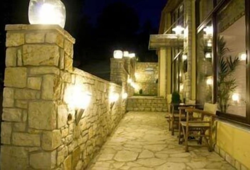 בית מלון כפרי Ahilion