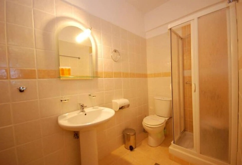 בית מלון כפרי Ahilion