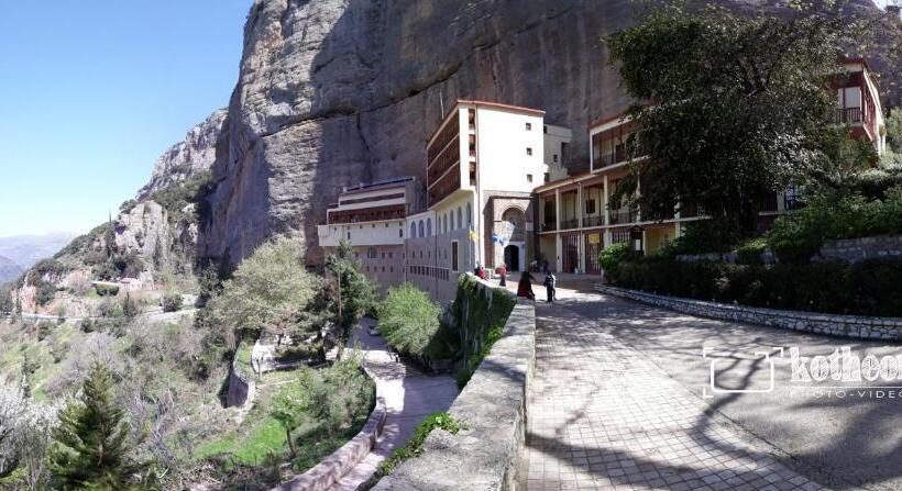 בית מלון כפרי Ahilion