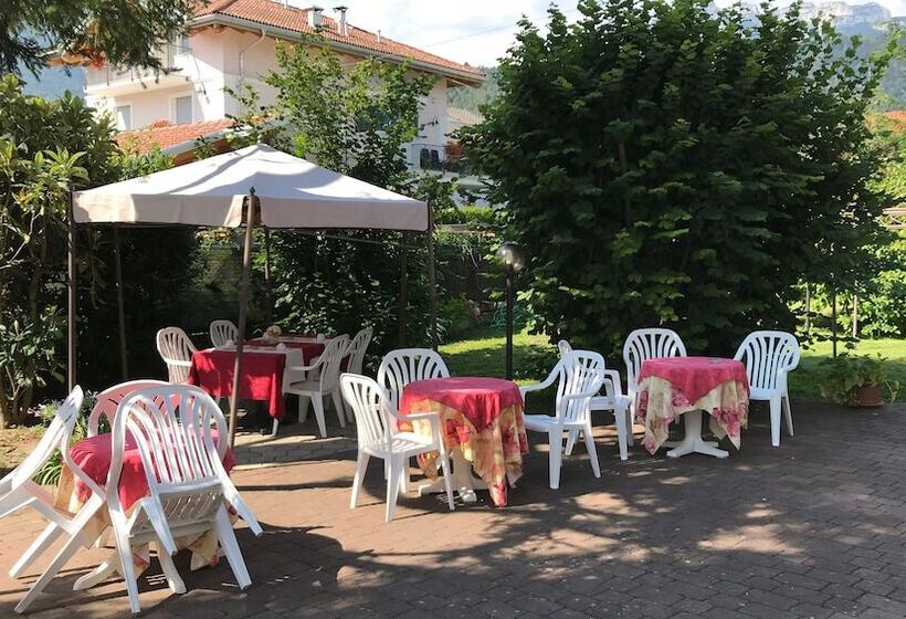 בית מלון כפרי Albergo Gilda